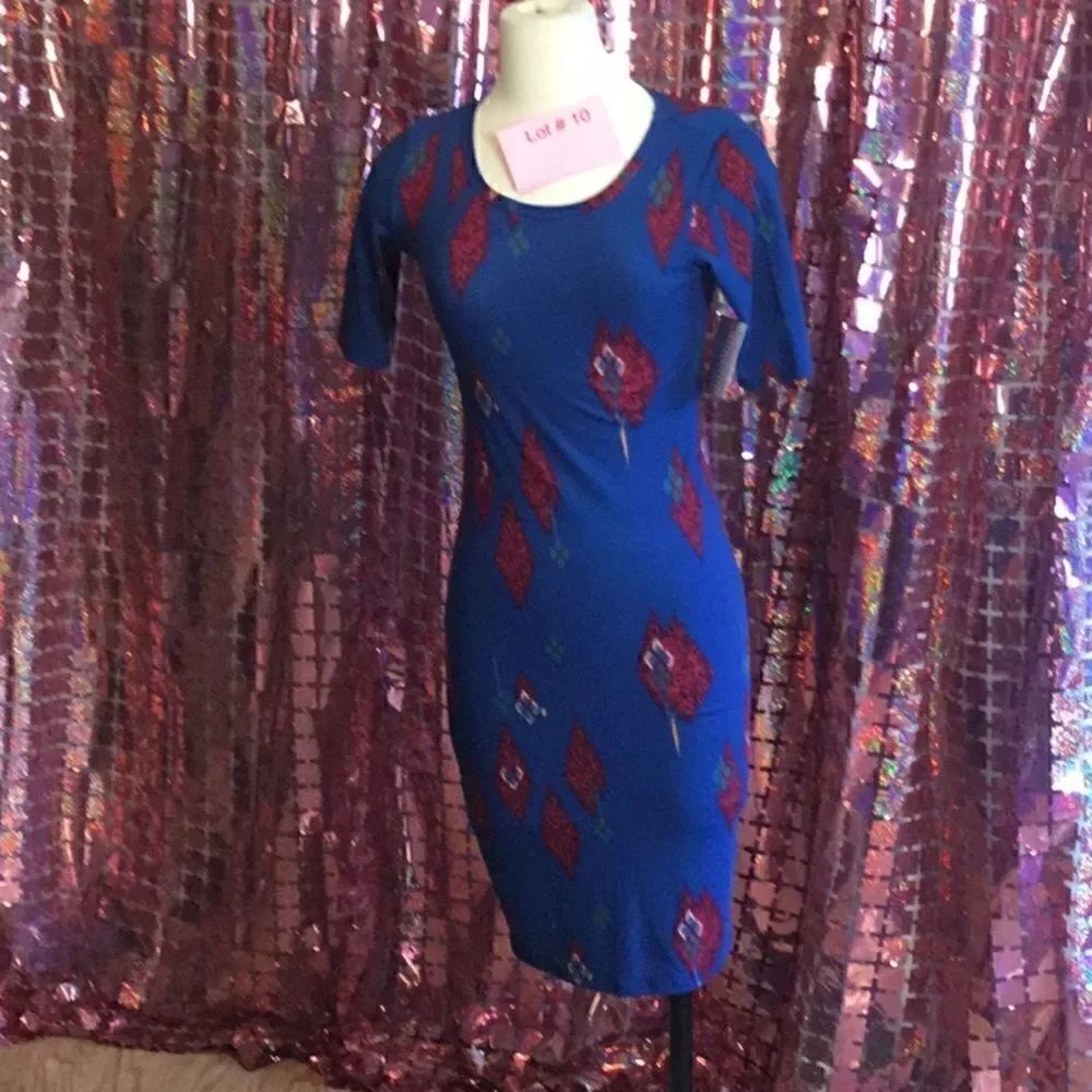 NWT LULAROE JULIA dress in size XX SMALL